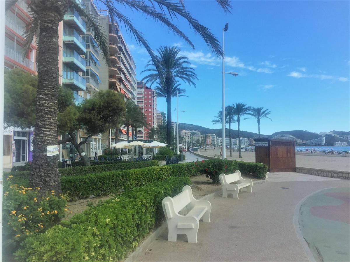 Renovated Apartment Steps Away From The Beach كولرا المظهر الخارجي الصورة