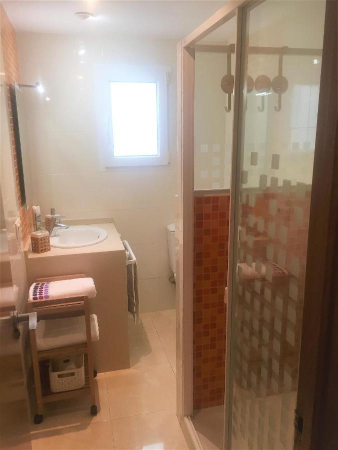 Renovated Apartment Steps Away From The Beach كولرا المظهر الخارجي الصورة